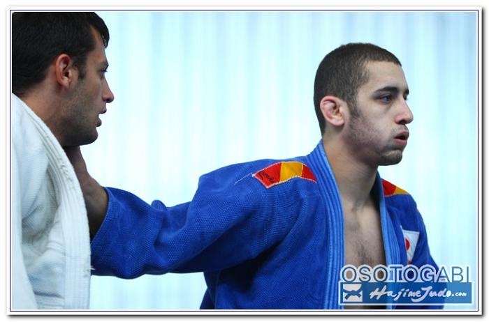 CEU 2011 100035